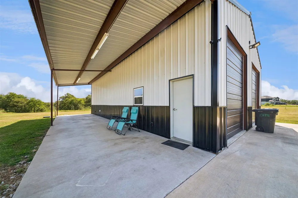 557 High Point Lane Skiatook, OK 74070