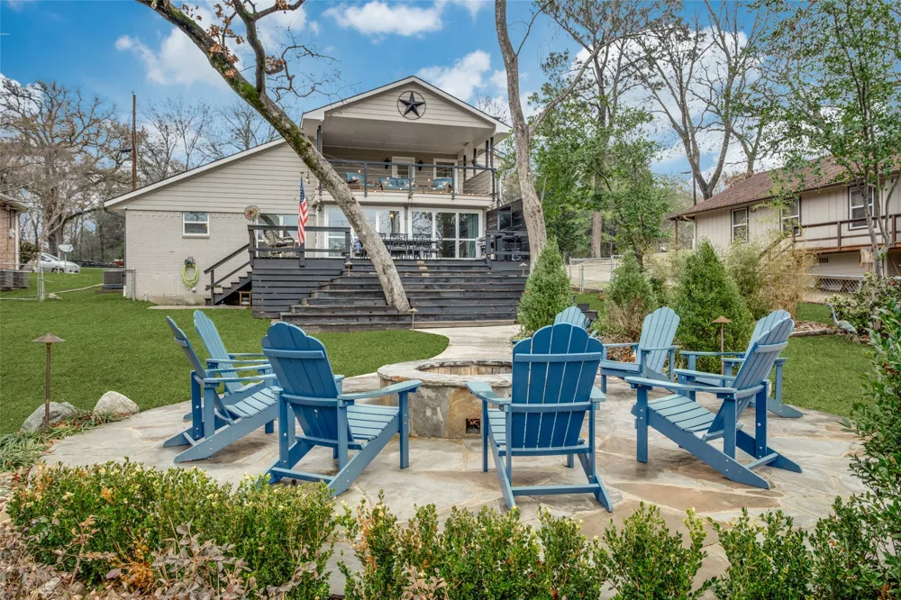 150 Bayside Circle Malakoff, TX 75148