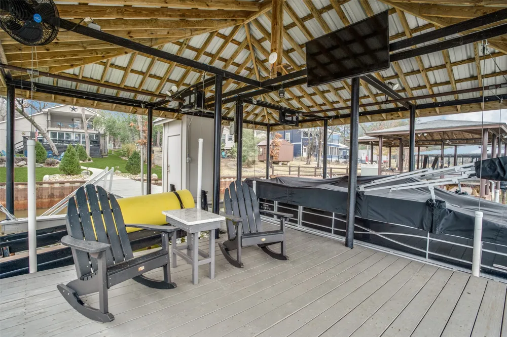 150 Bayside Circle Malakoff, TX 75148