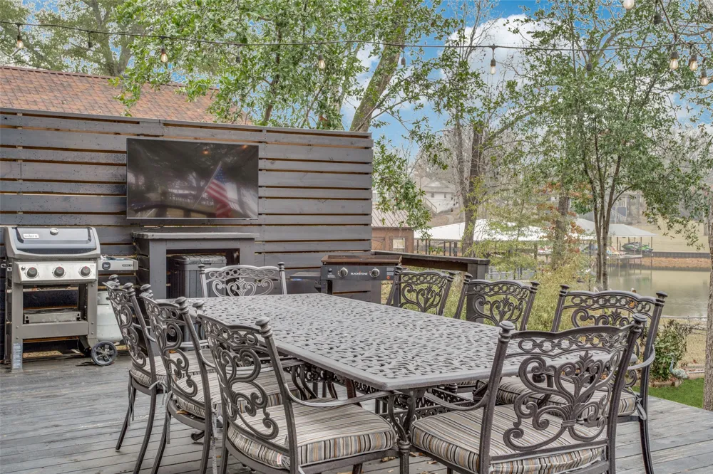 150 Bayside Circle Malakoff, TX 75148