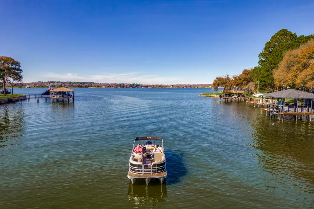 150 Bayside Circle Malakoff, TX 75148