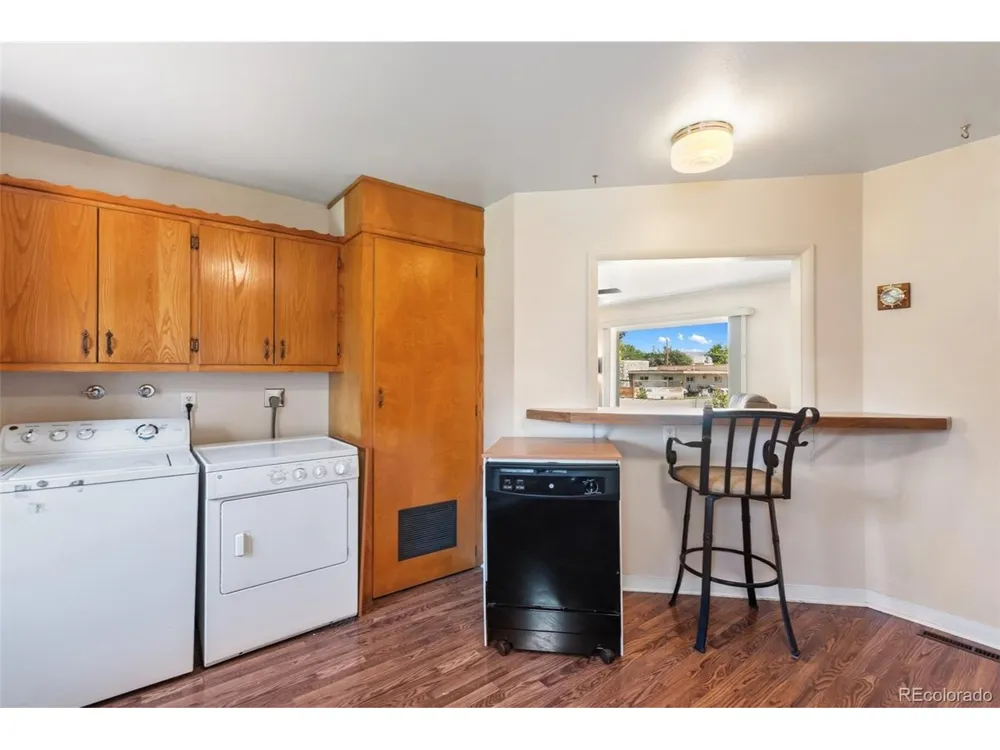 1002 E 2nd Street Florence, CO 81226