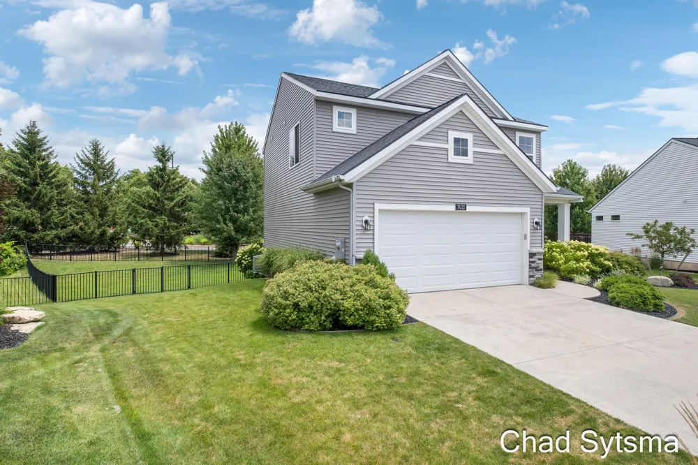 7632 Lima Drive SW Byron Center, MI 49315