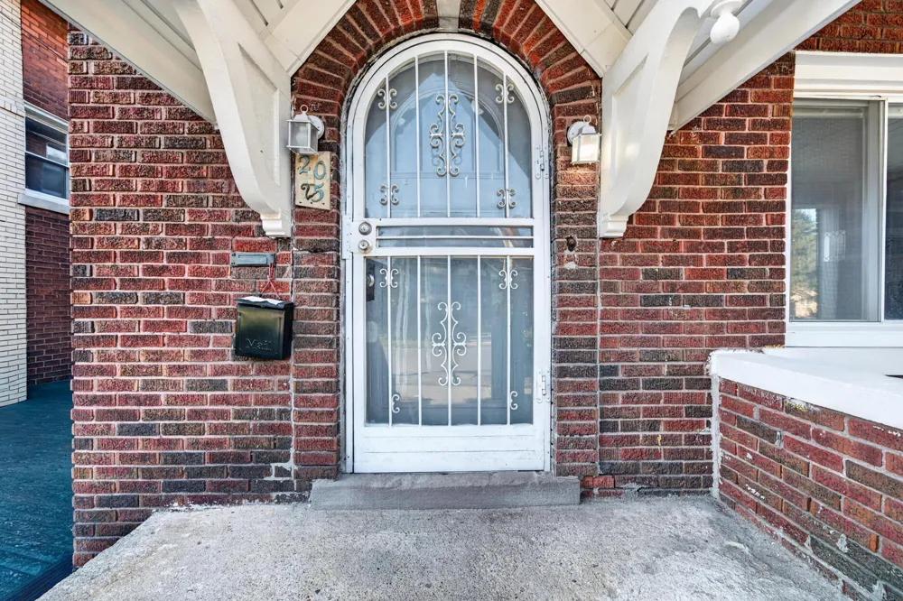 2025 Calvert Avenue Detroit, MI 48206