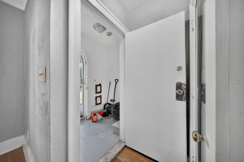 2025 Calvert Avenue Detroit, MI 48206