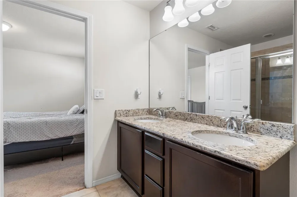9335 AMERICAN HICKORY LANE Riverview, FL 33578