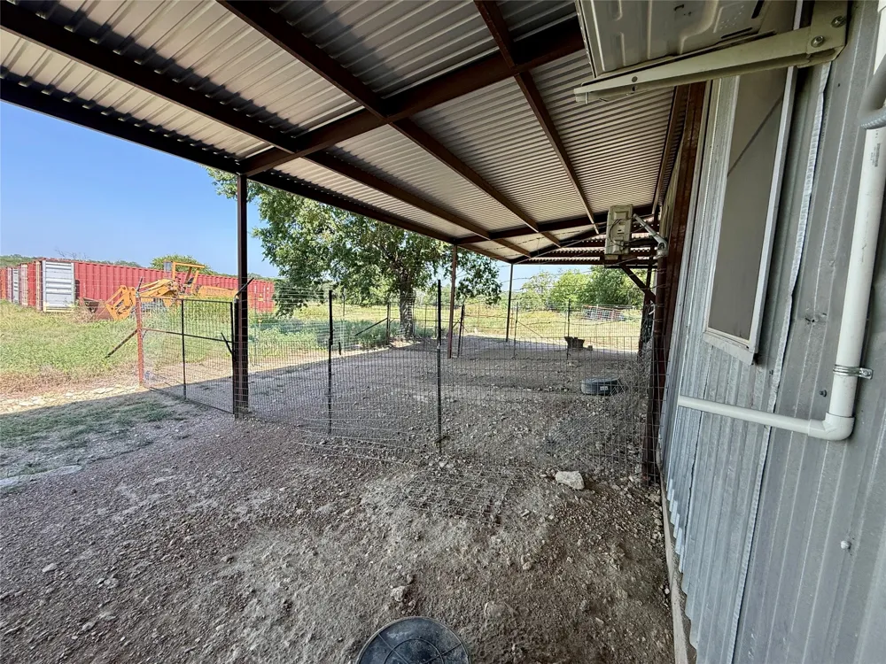 20959 Hwy 281 Hico, TX 76457