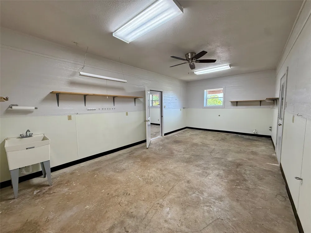 20959 Hwy 281 Hico, TX 76457