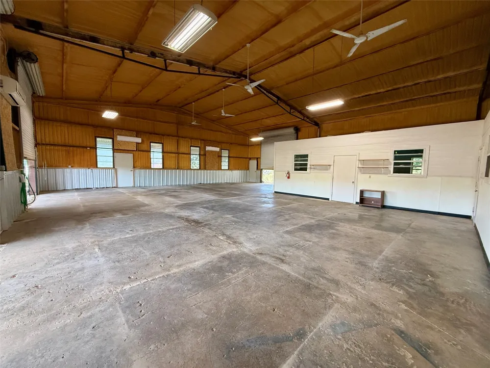 20959 Hwy 281 Hico, TX 76457