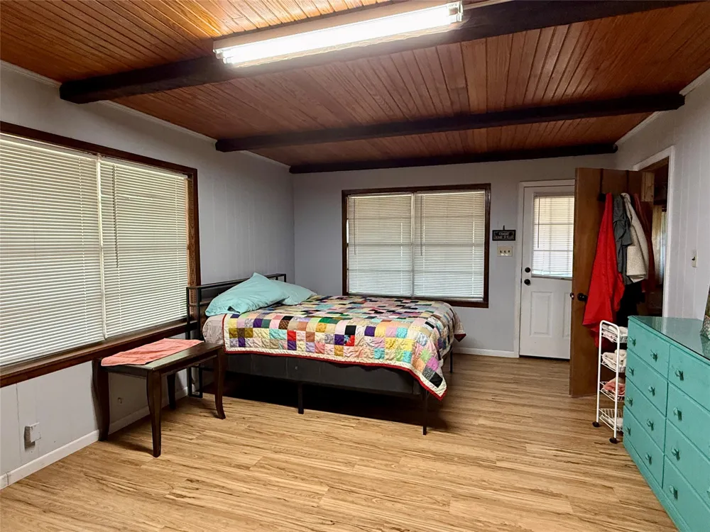 20959 Hwy 281 Hico, TX 76457