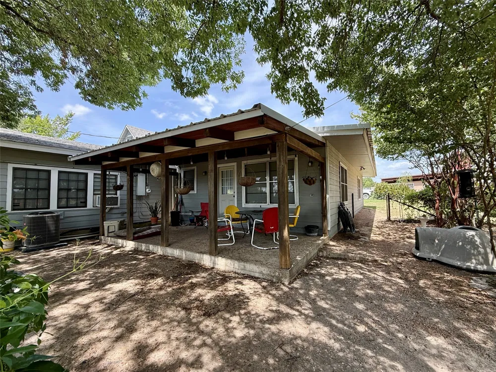 20959 Hwy 281 Hico, TX 76457