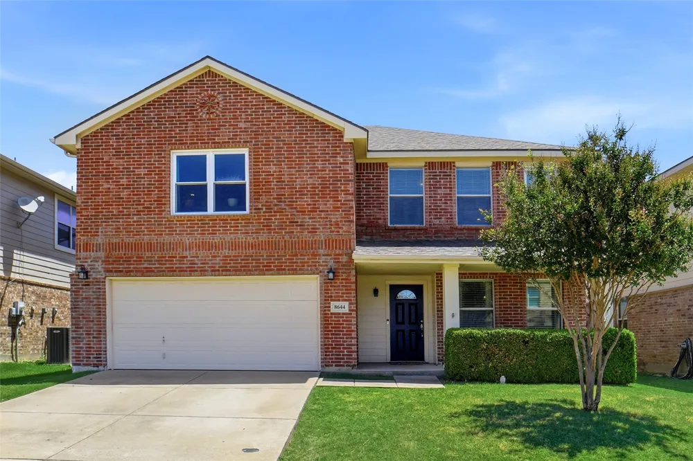 8644 Hawkview Drive Fort Worth, TX 76179
