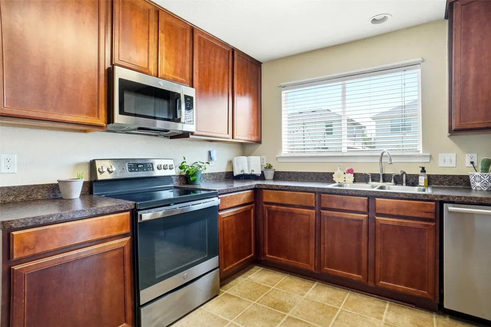 8644 Hawkview Drive Fort Worth, TX 76179