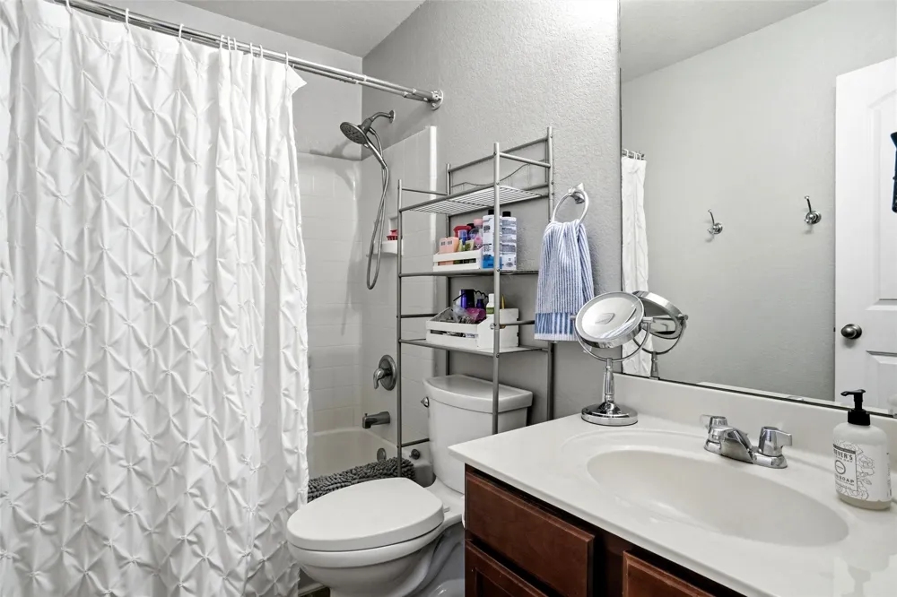 8644 Hawkview Drive Fort Worth, TX 76179