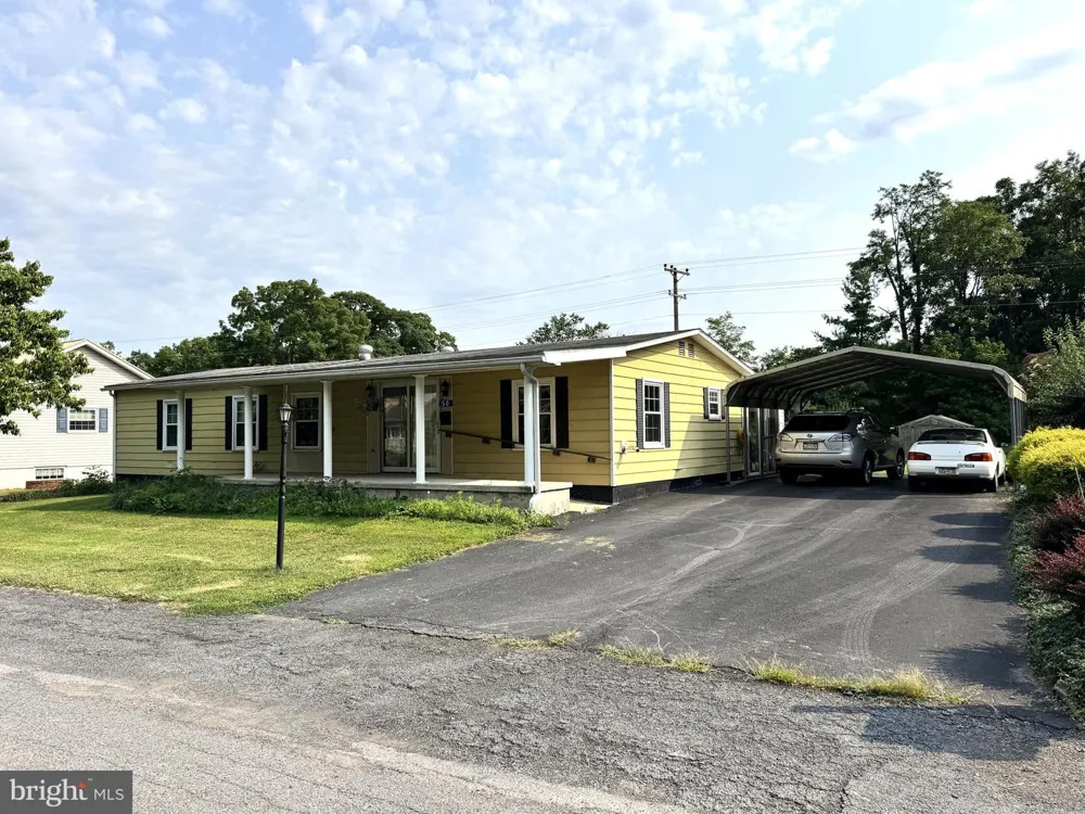 50 RANDALL DRIVE Milroy, PA 17063