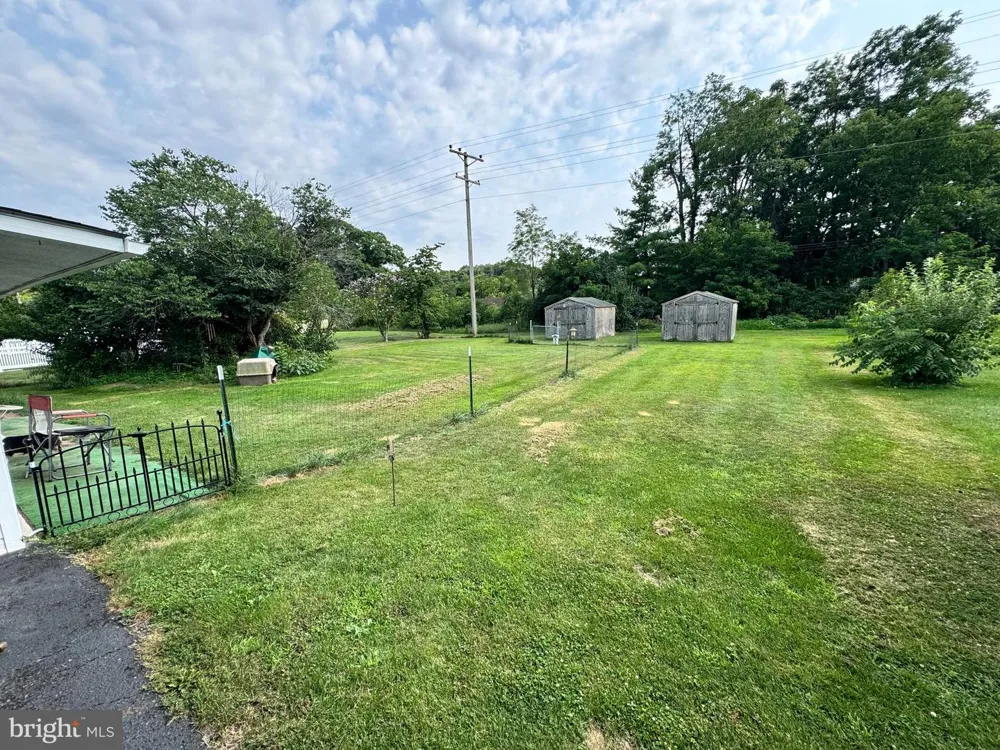 50 RANDALL DRIVE Milroy, PA 17063
