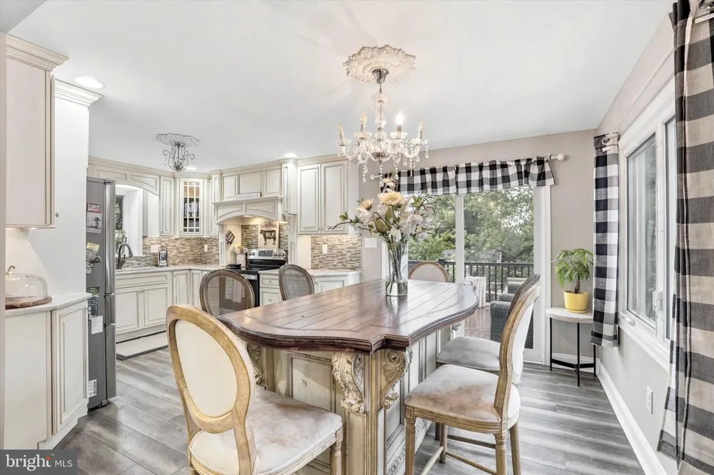 1216 TOWNSHIP LINE ROAD Phoenixville, PA 19460