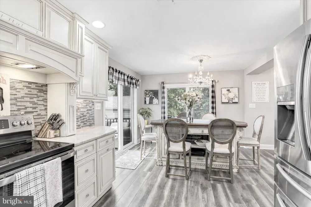 1216 TOWNSHIP LINE ROAD Phoenixville, PA 19460