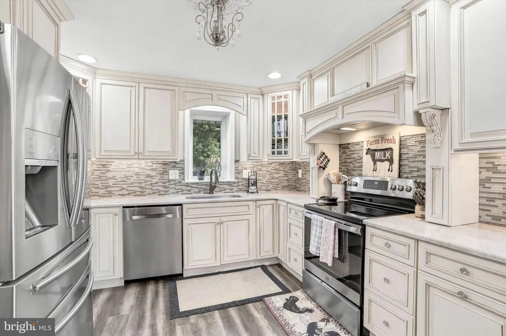 1216 TOWNSHIP LINE ROAD Phoenixville, PA 19460