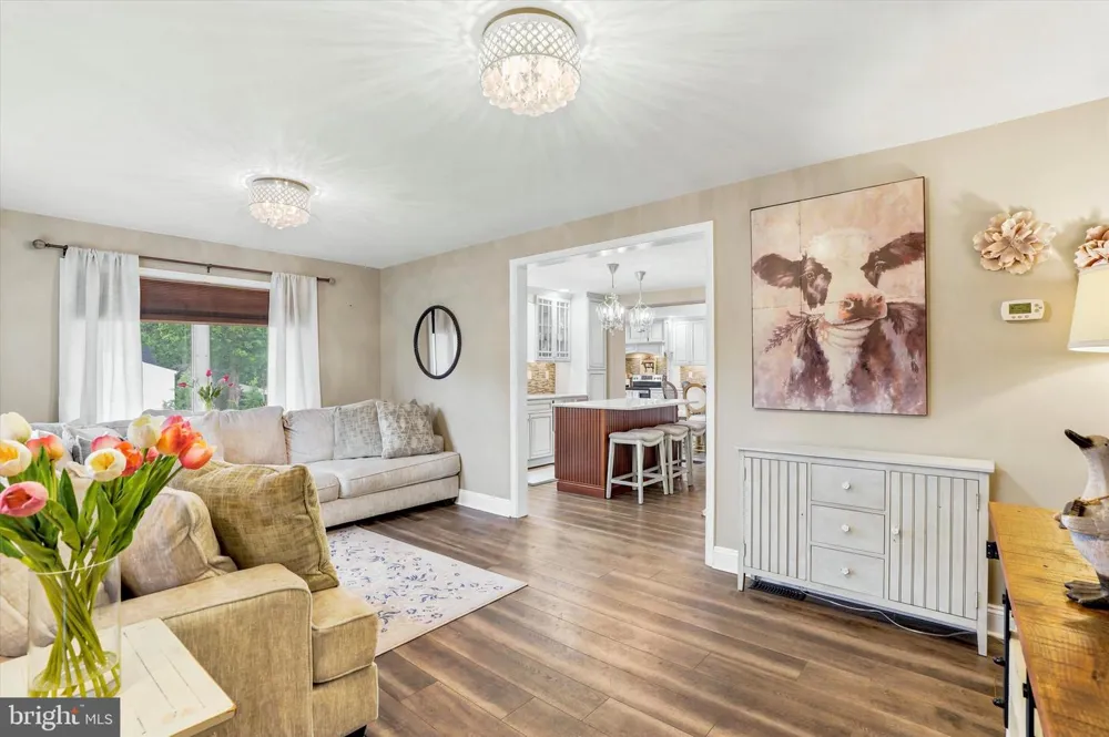 1216 TOWNSHIP LINE ROAD Phoenixville, PA 19460