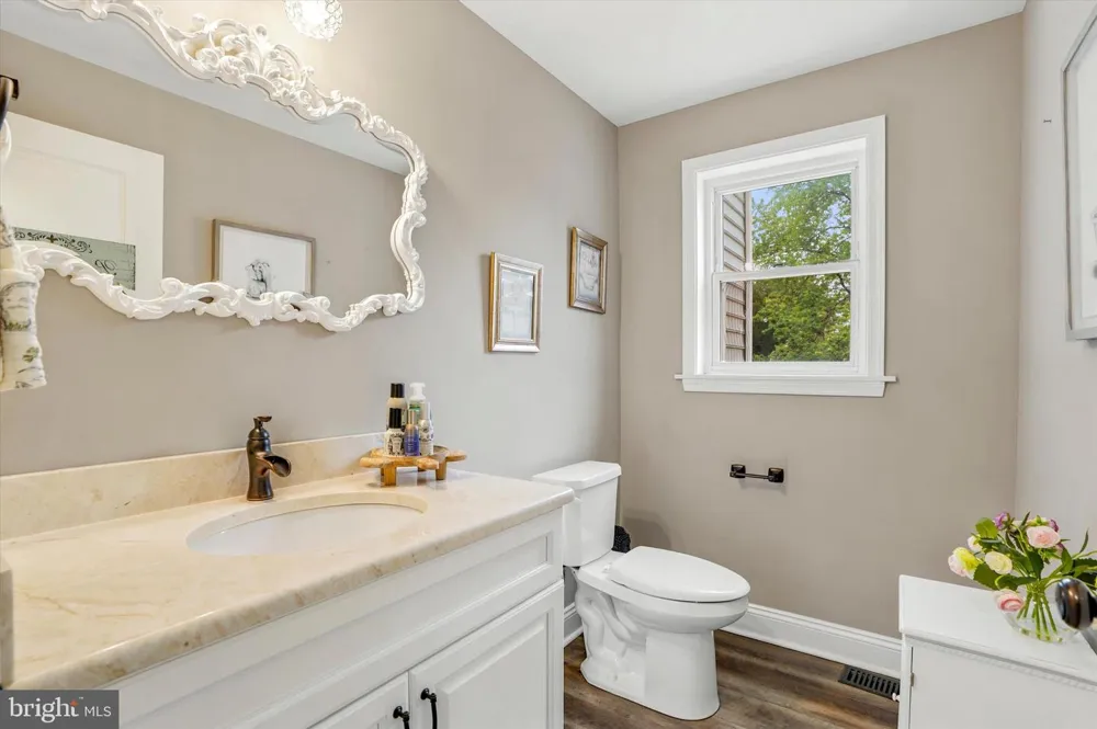 1216 TOWNSHIP LINE ROAD Phoenixville, PA 19460