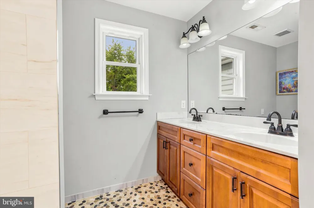 1216 TOWNSHIP LINE ROAD Phoenixville, PA 19460