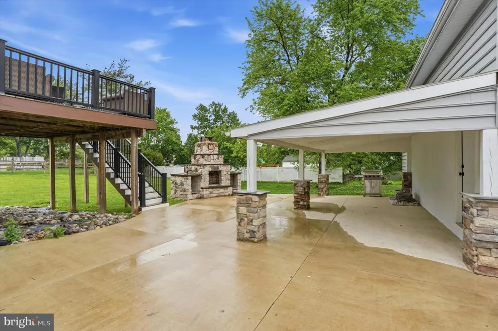 1216 TOWNSHIP LINE ROAD Phoenixville, PA 19460