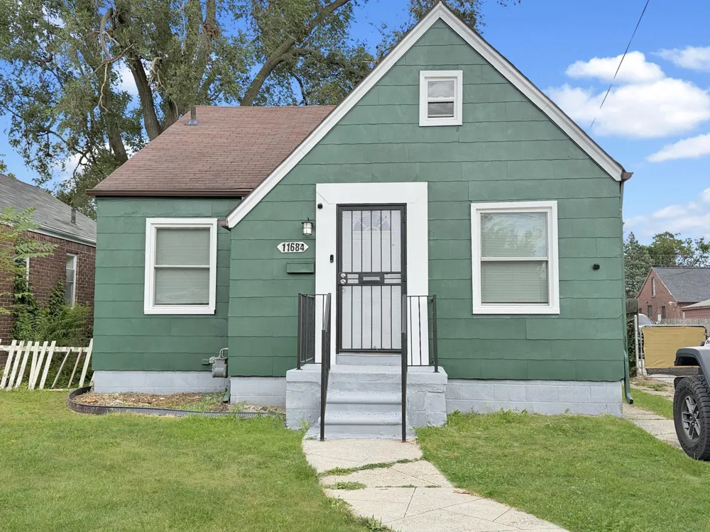 11684 Prest Street Detroit, MI 48227