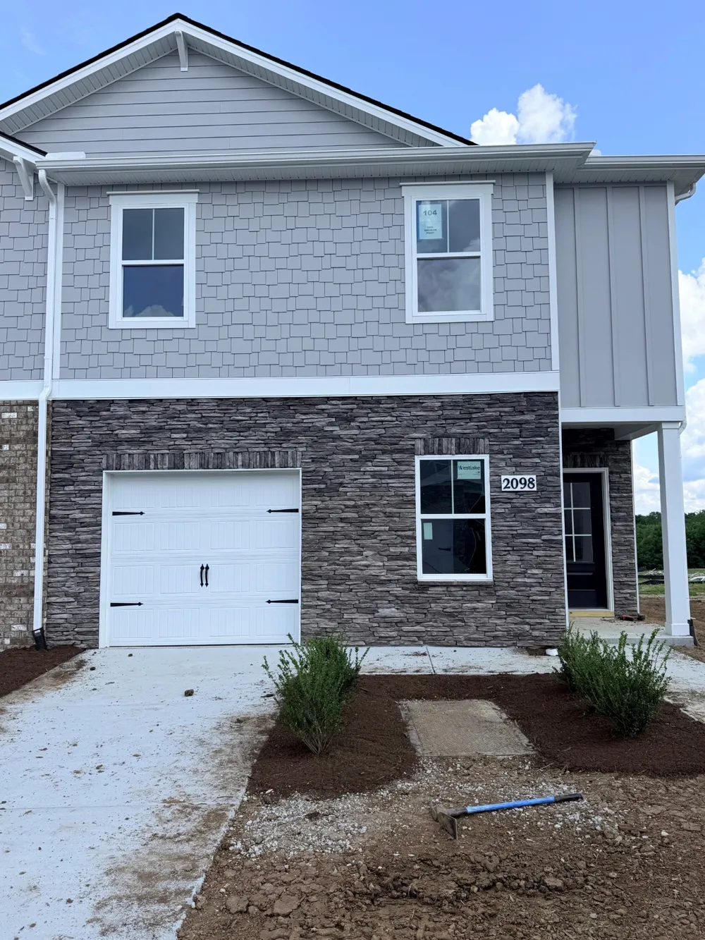 2098 Widgeon Point Lebanon, TN 37090