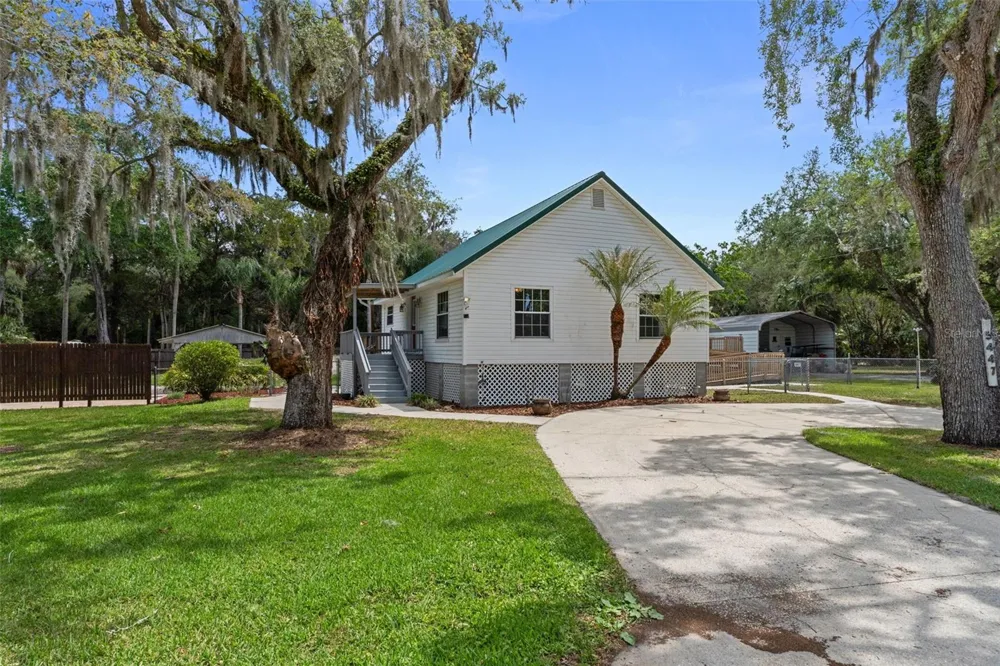 5447 S BOULEVARD DRIVE Homosassa, FL 34448