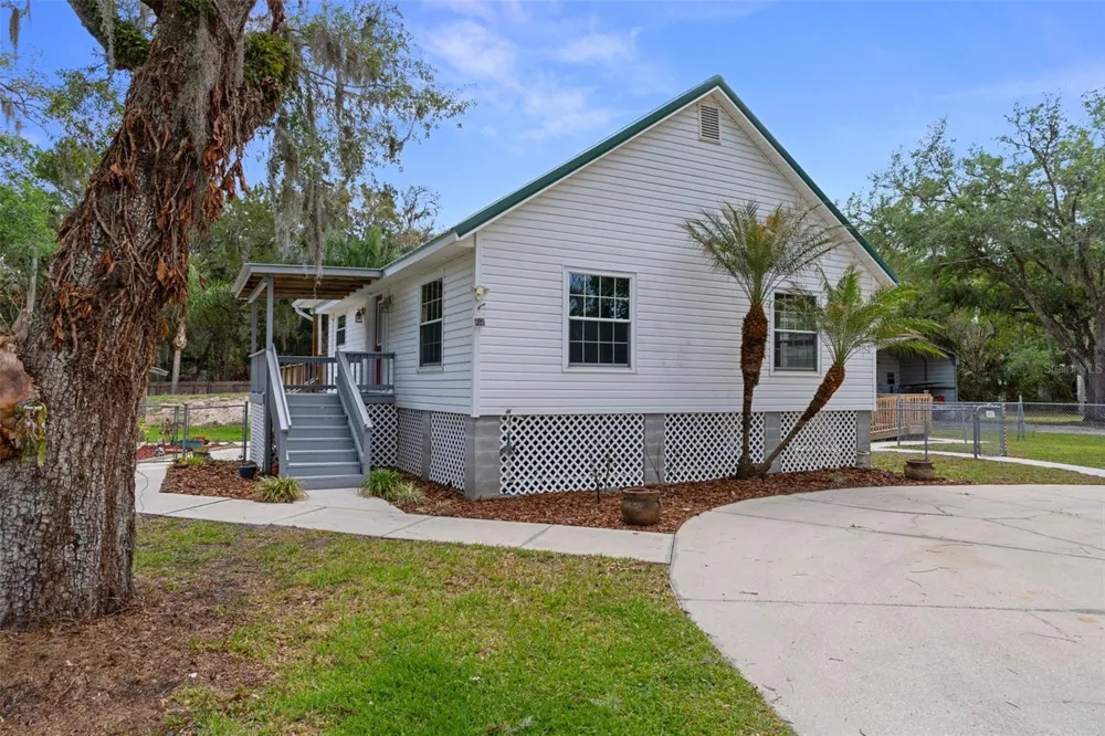 5447 S BOULEVARD DRIVE Homosassa, FL 34448