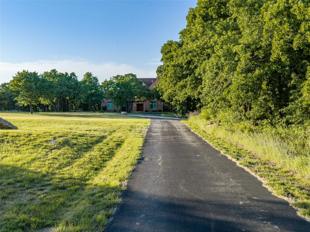 6831 State Highway 175 Montague, TX 76251
