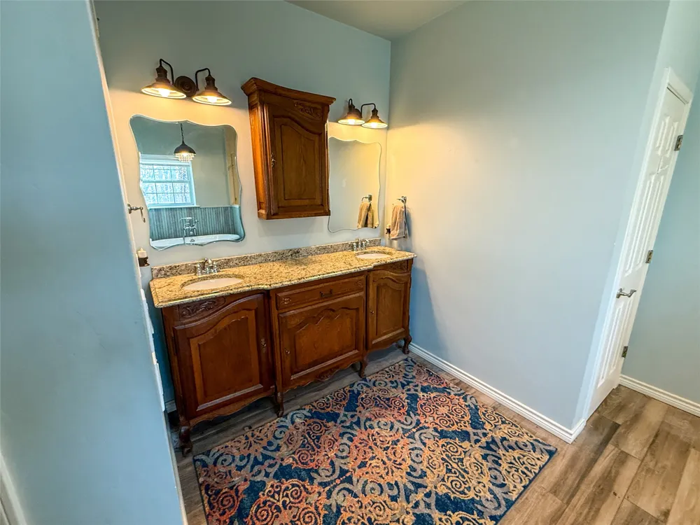 6831 State Highway 175 Montague, TX 76251