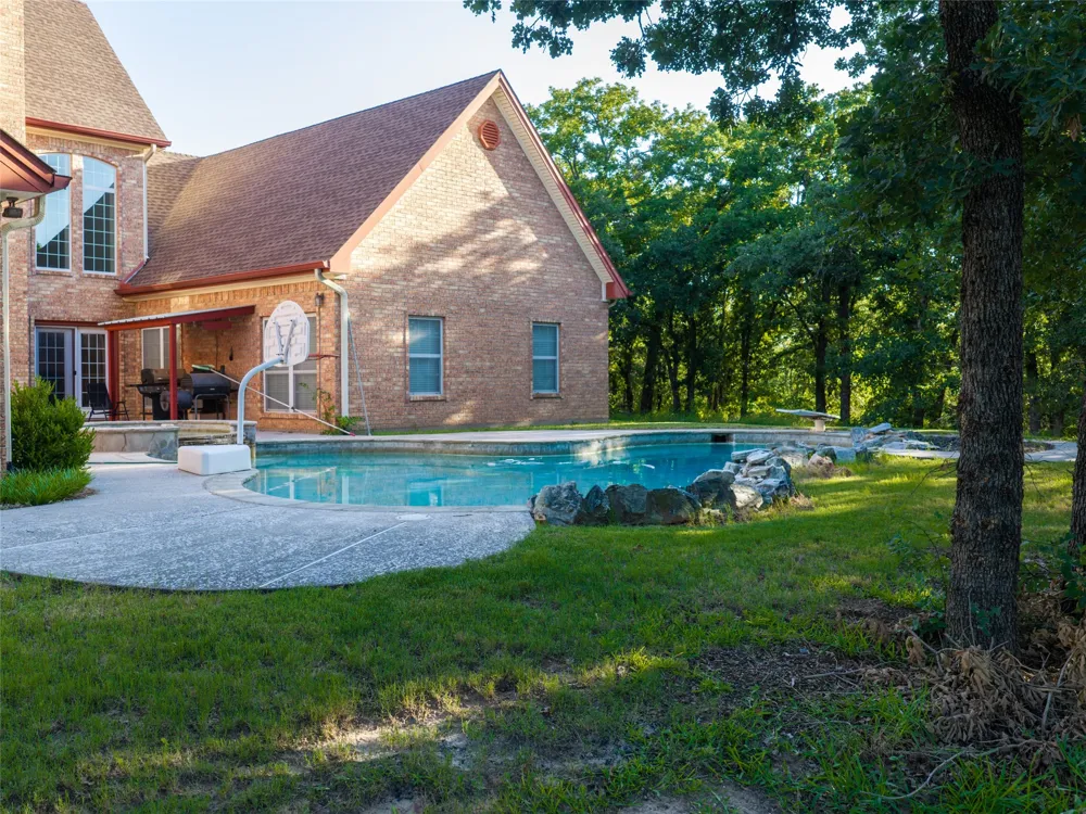 6831 State Highway 175 Montague, TX 76251