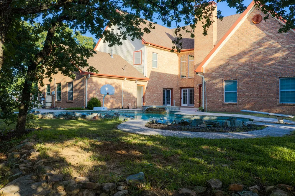 6831 State Highway 175 Montague, TX 76251