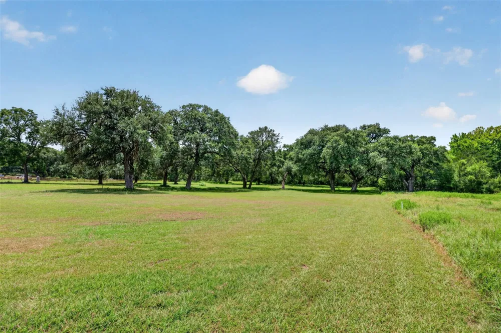 Artesian Park Lane Brenham, TX 77833