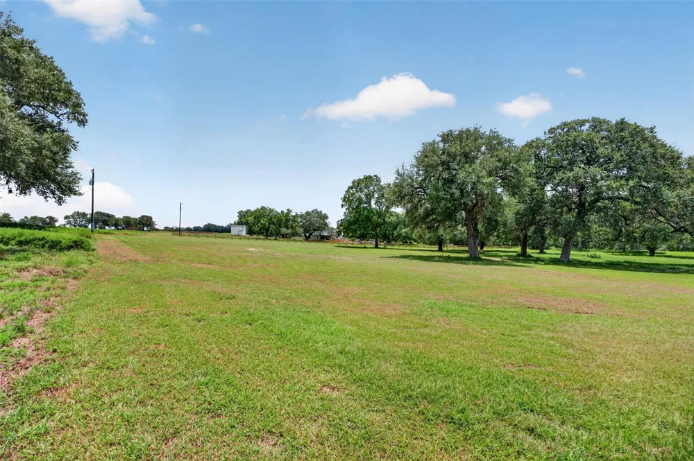 Artesian Park Lane Brenham, TX 77833