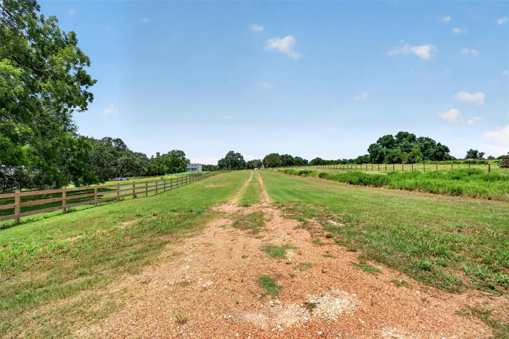 Artesian Park Lane Brenham, TX 77833