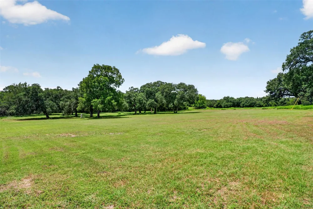 Artesian Park Lane Brenham, TX 77833