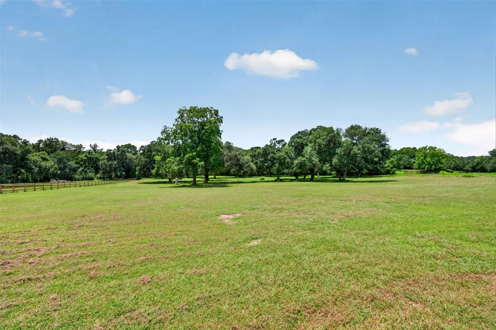 Artesian Park Lane Brenham, TX 77833