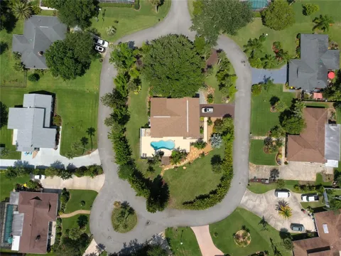 1 HARRIS CIRCLE