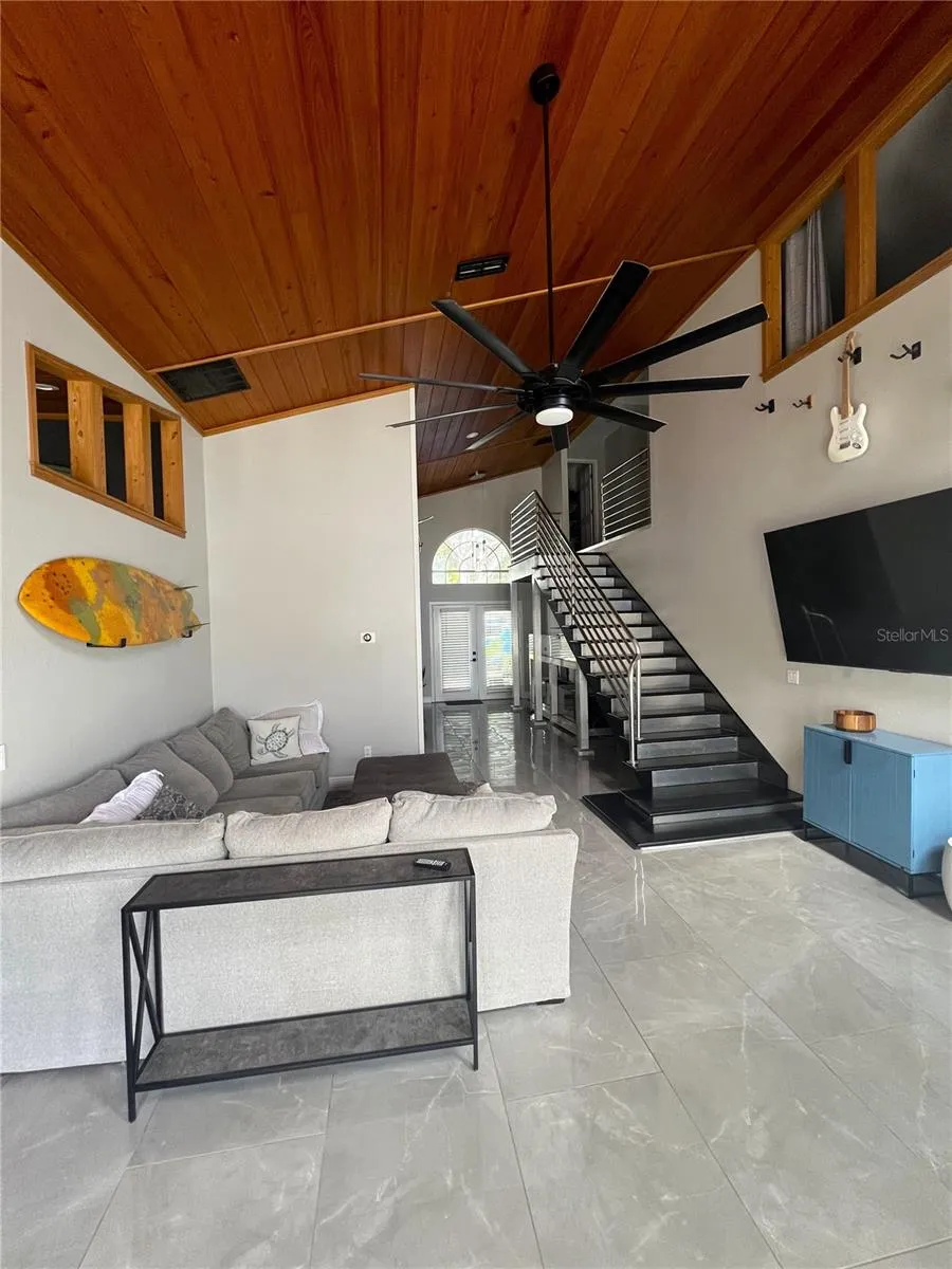1 HARRIS CIRCLE Edgewater, FL 32141