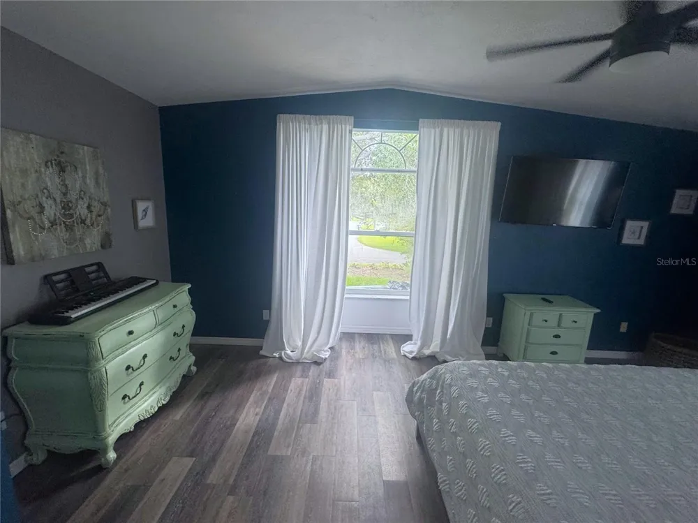 1 HARRIS CIRCLE Edgewater, FL 32141