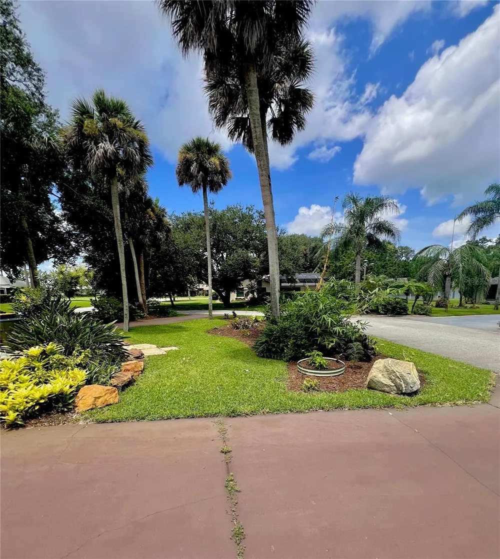 1 HARRIS CIRCLE Edgewater, FL 32141
