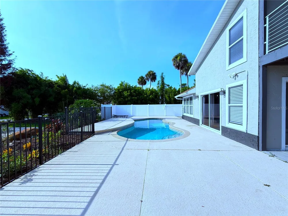 1 HARRIS CIRCLE Edgewater, FL 32141