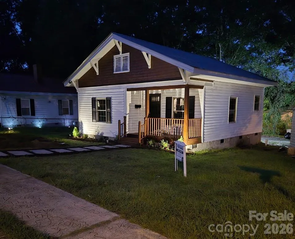 207 Chestnut Street Gaffney, SC 29340