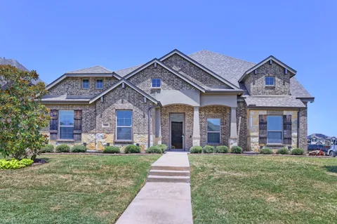 123 White Oak Lane