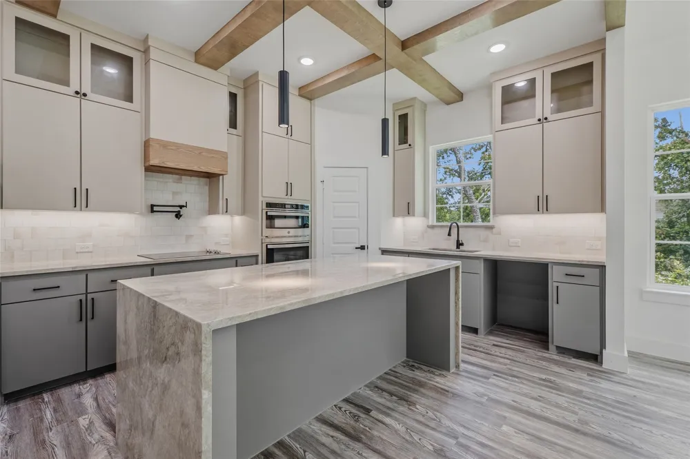 307 E Locust Street Leonard, TX 75452