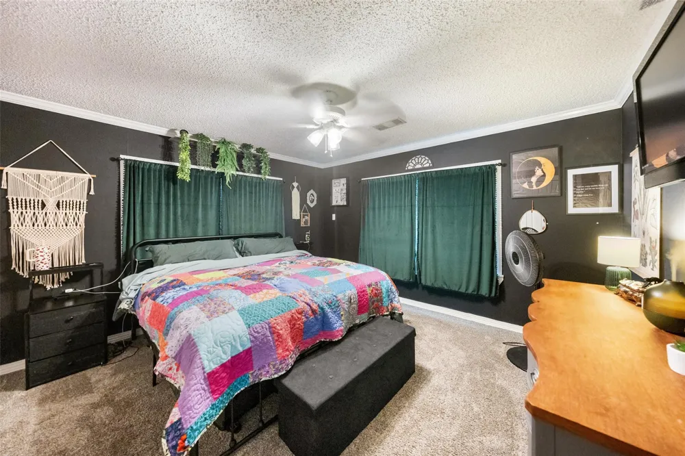 5803 5th Street Danbury, TX 77534