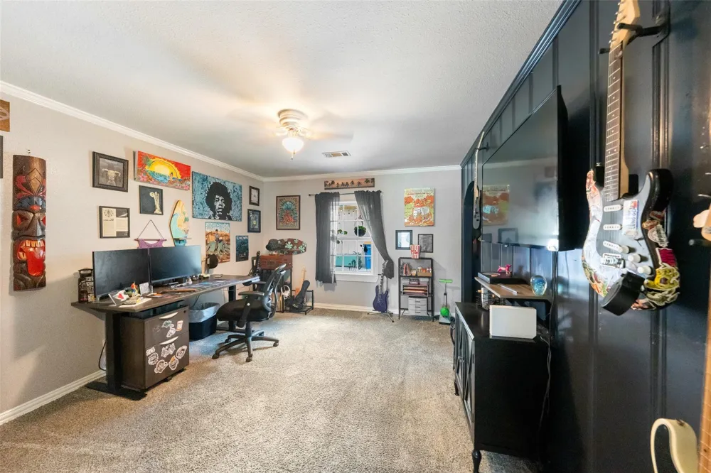 5803 5th Street Danbury, TX 77534